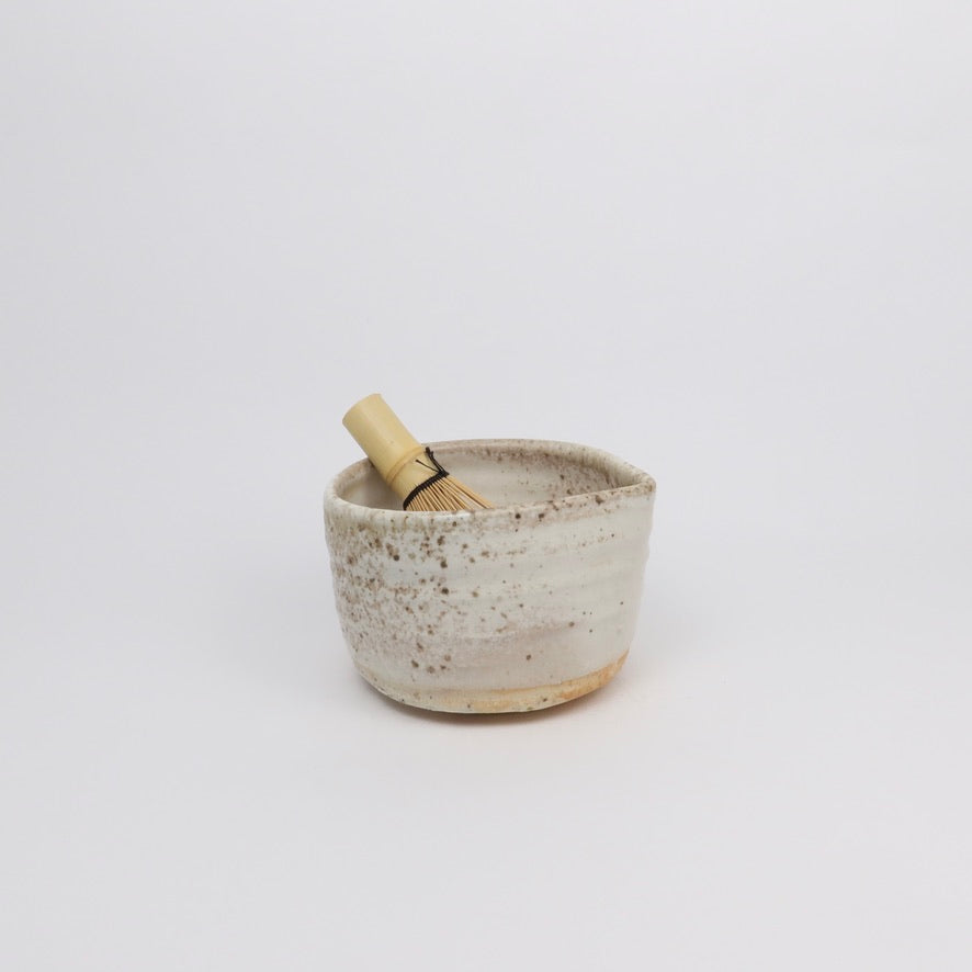 Wood-fired Shino Ceramic Katakuchi 片口 Matcha Whisking Bowl