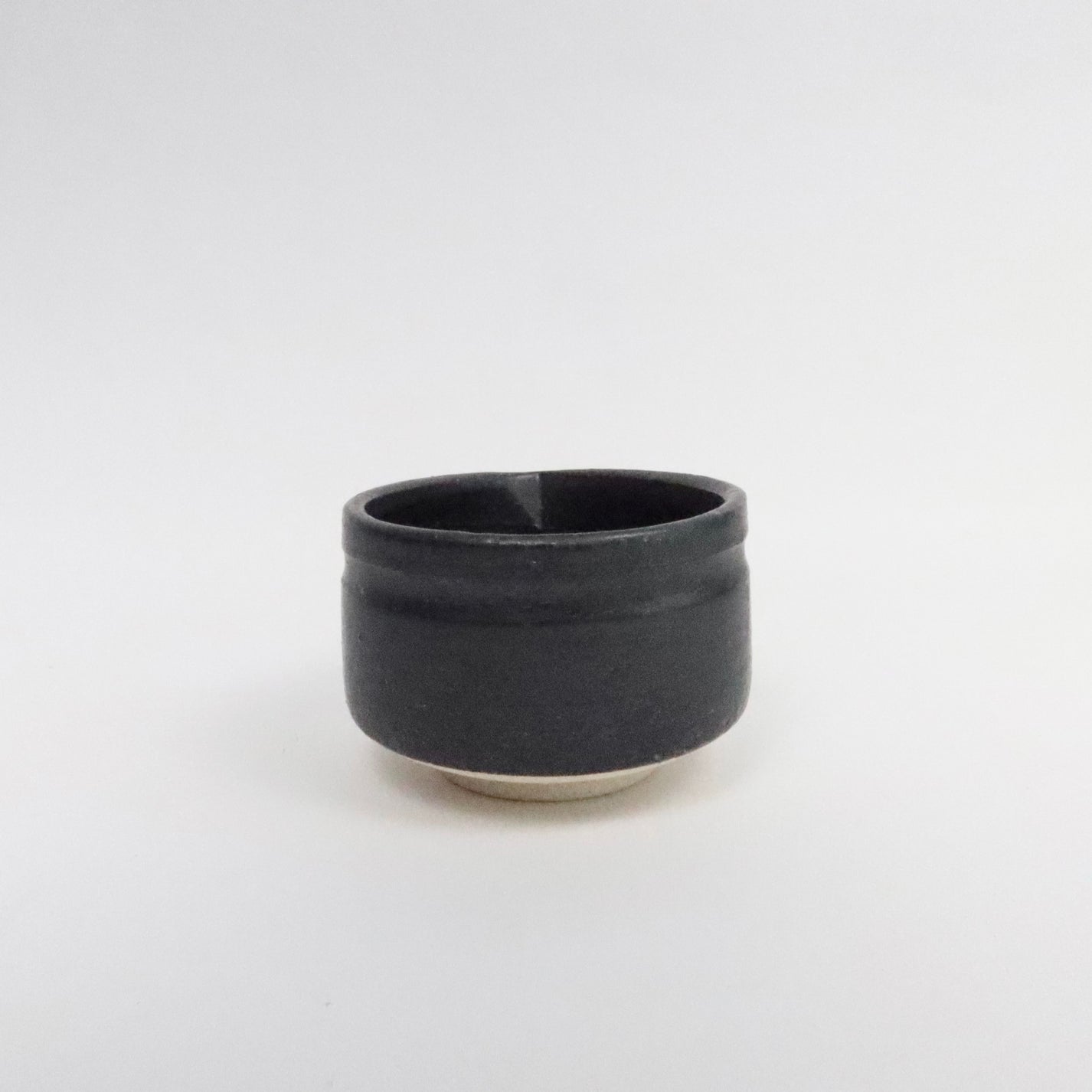 Japanese Mino-yaki Ceramic Kataguchi Matcha Bowl