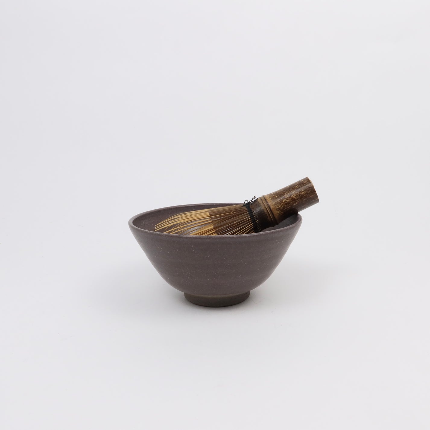 Japanese Shigaraki Ido-Nari 井戸形 Matcha Bowl, Brown with Purple Tint