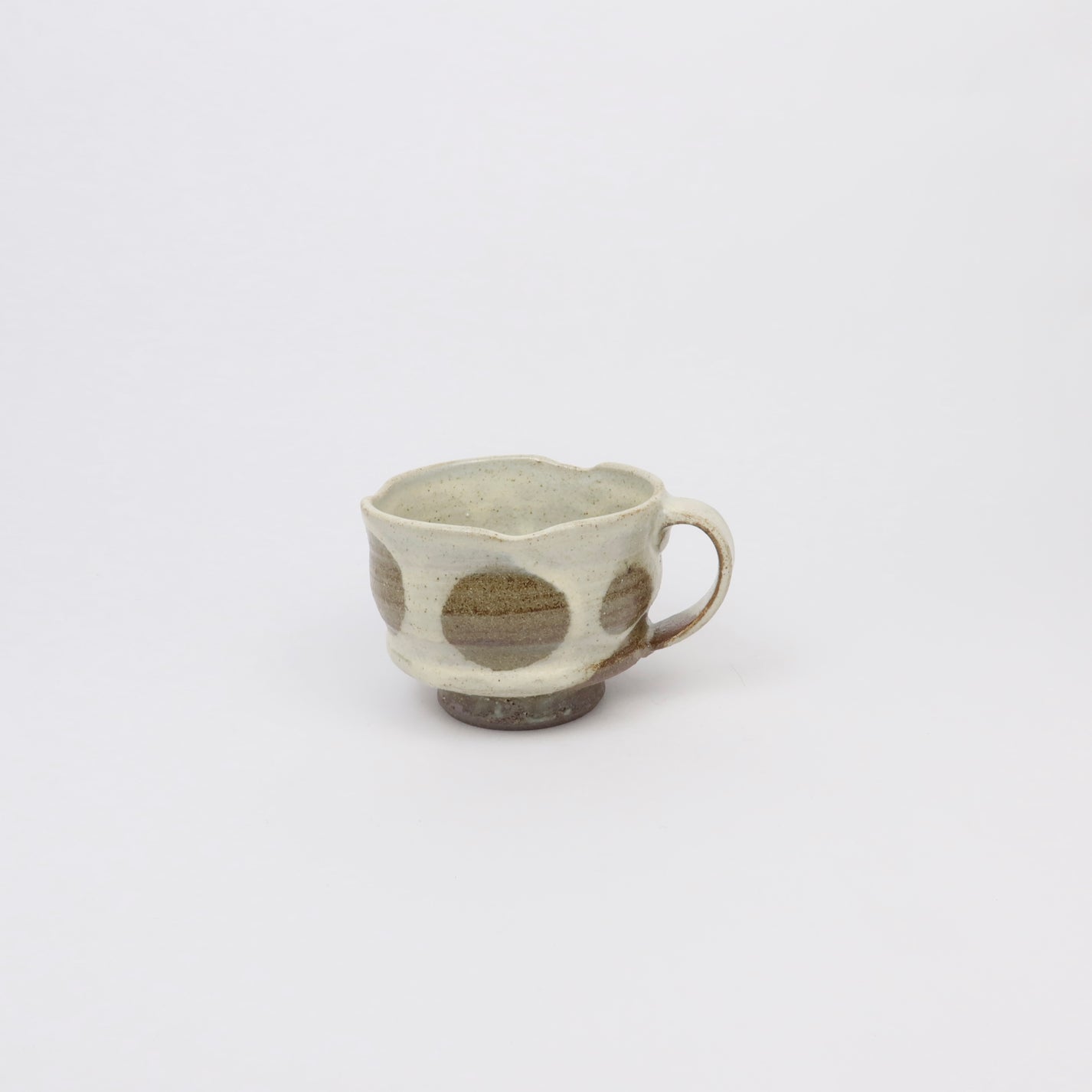 Japanese Shigaraki Ceramic Wabi Mug with Circular Pattern