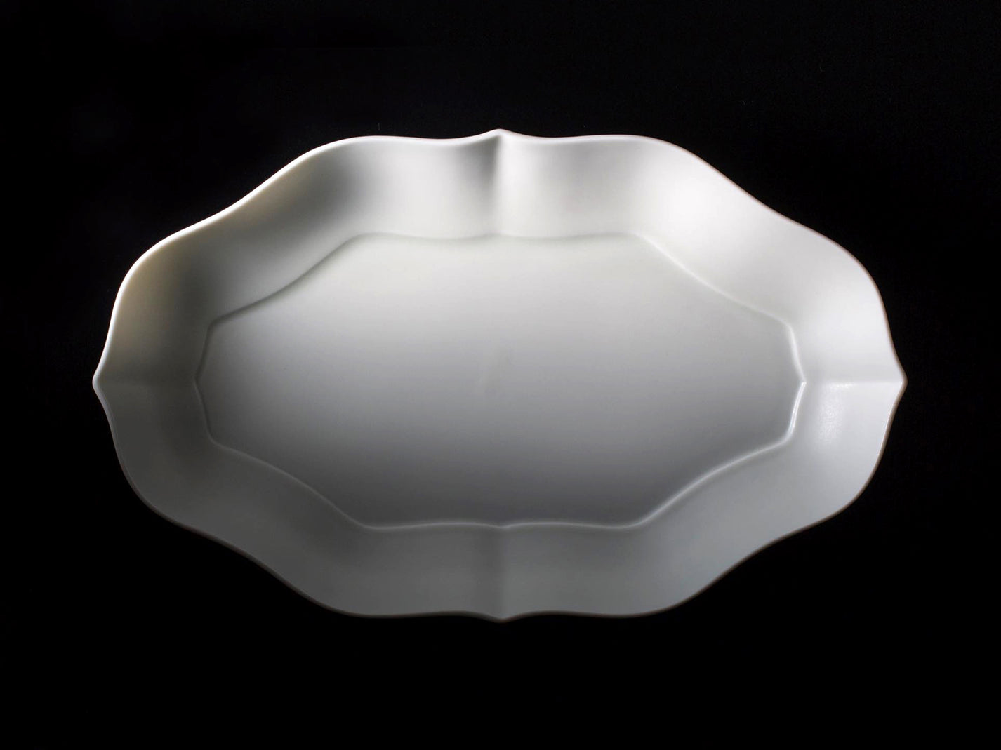 Japanese Tsudoi Long Rinka Flower Bowl, Bluish-White Glaze