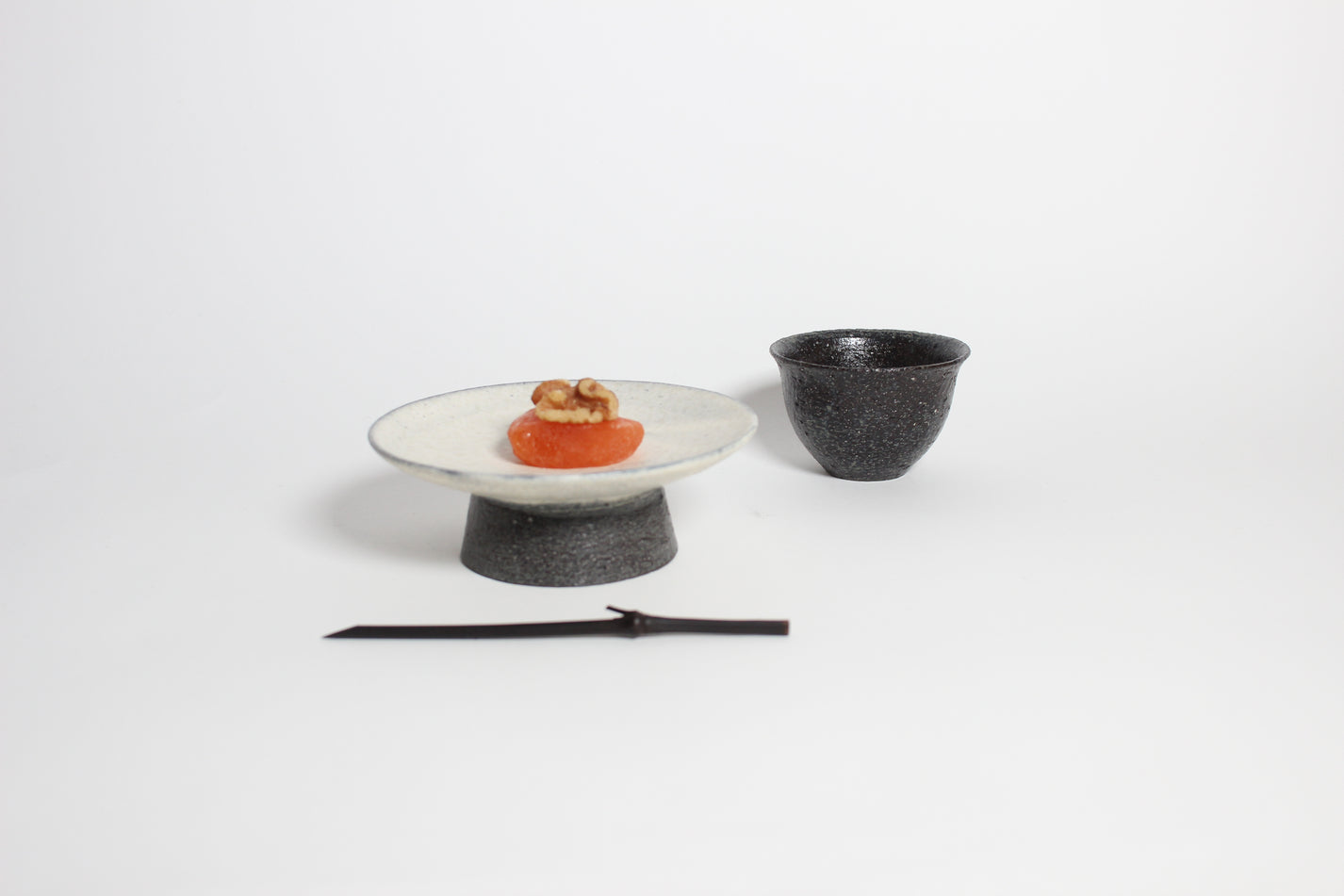 Korean buncheong ceramic highstand plates