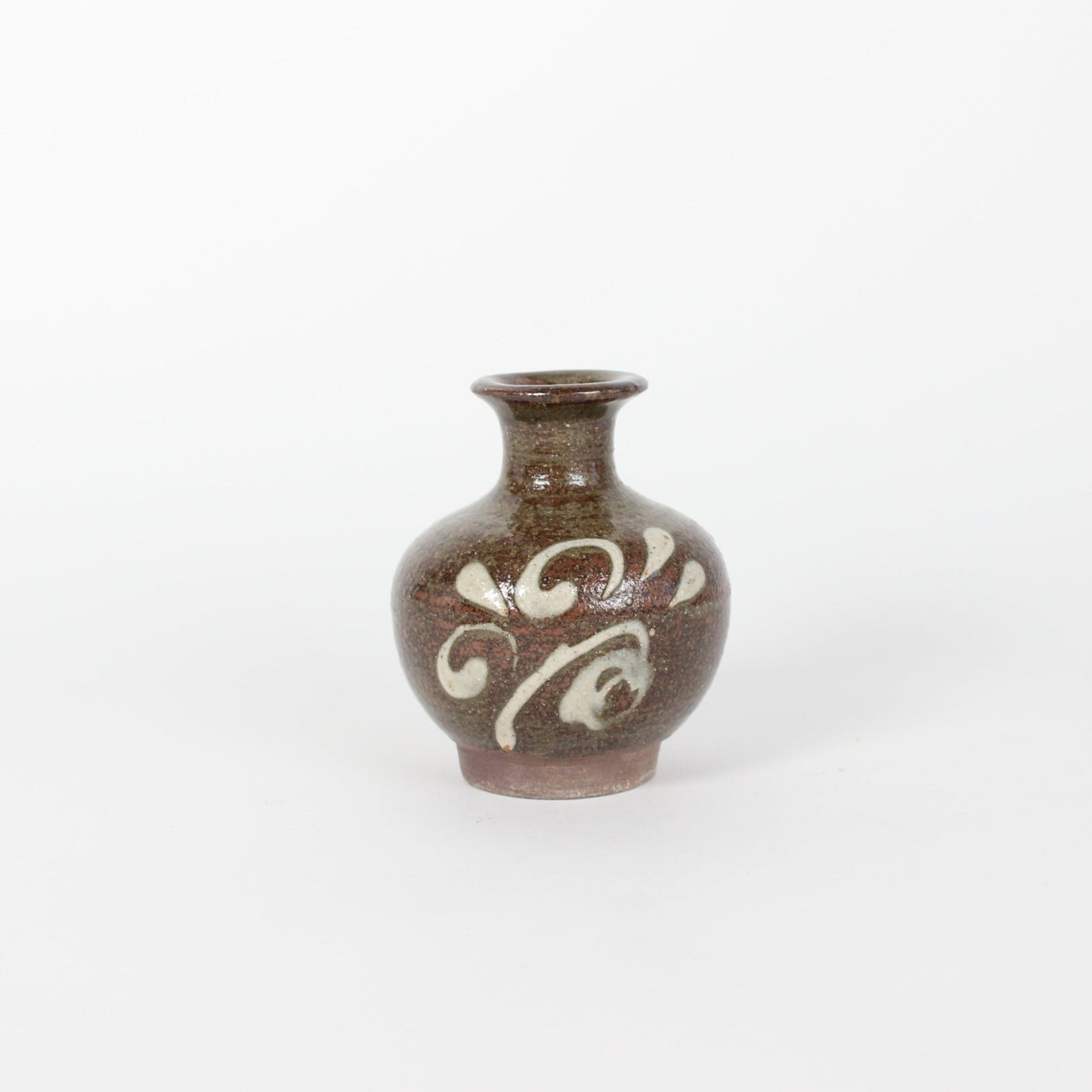 Japanese Yomitanyama Small Ceramic Vase