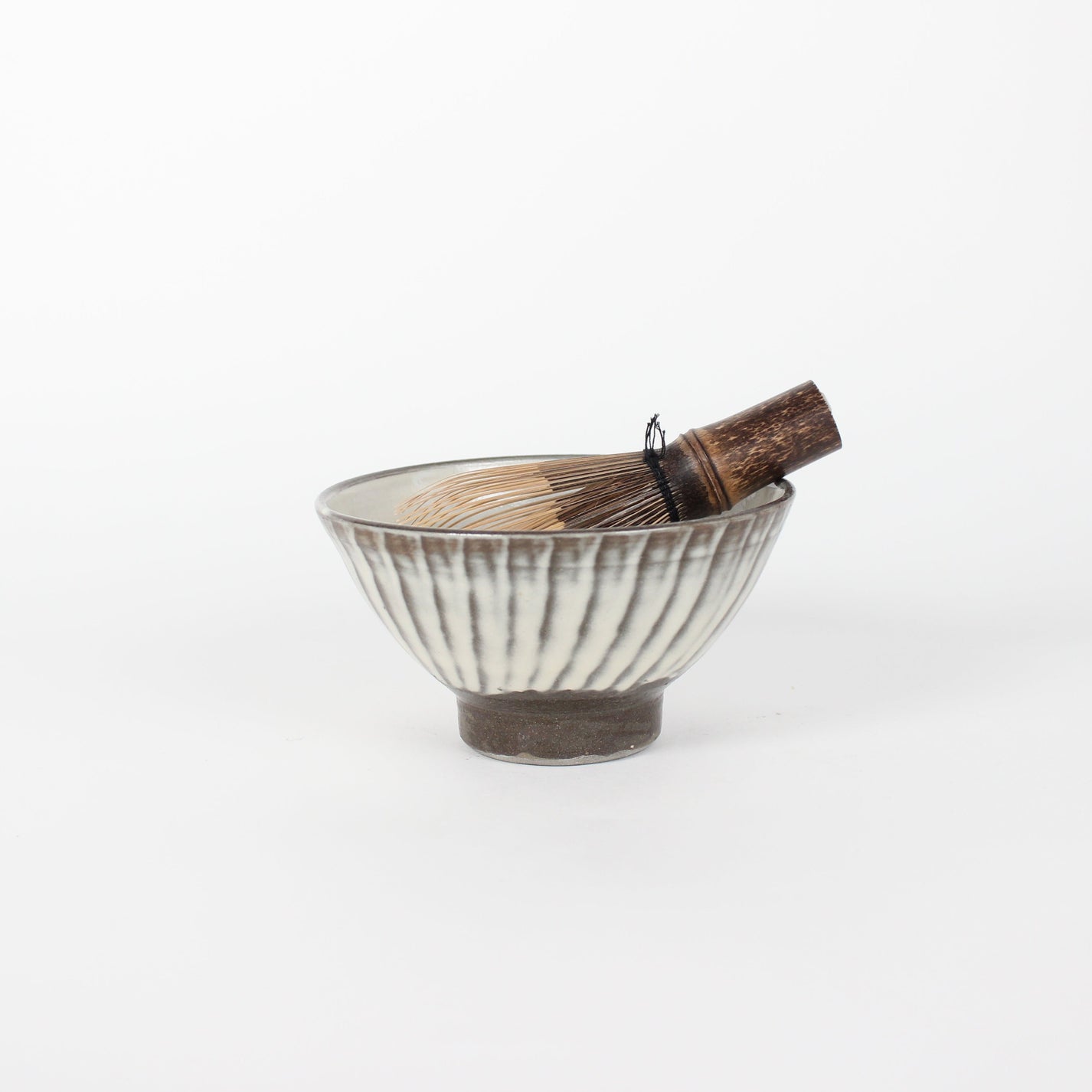 Japanese Onta-Yaki Hakeme Ceramic Bowl