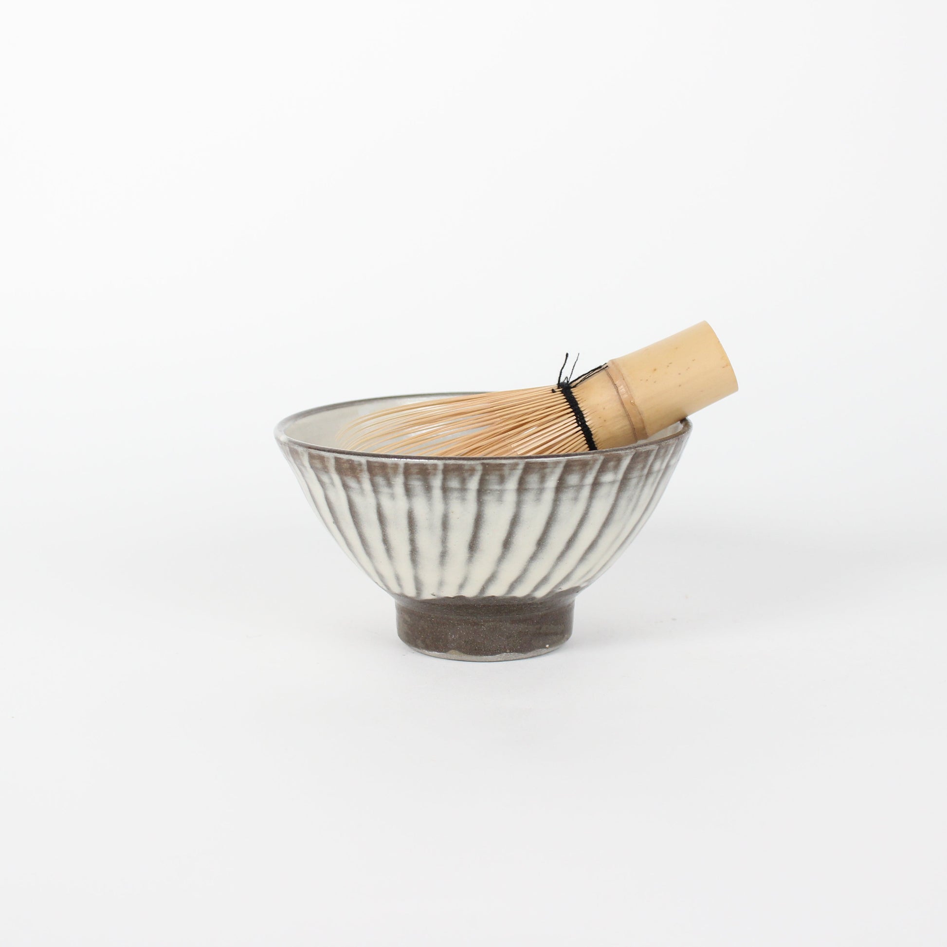 Japanese Onta-Yaki Hakeme Ceramic Bowl