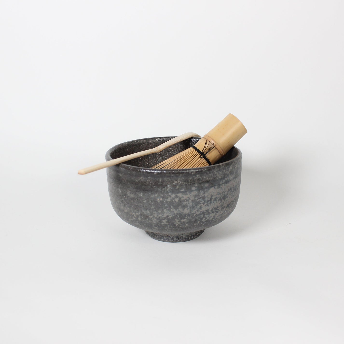 Japanese Shigaraki Ceramic Ibushi Matcha Bowl