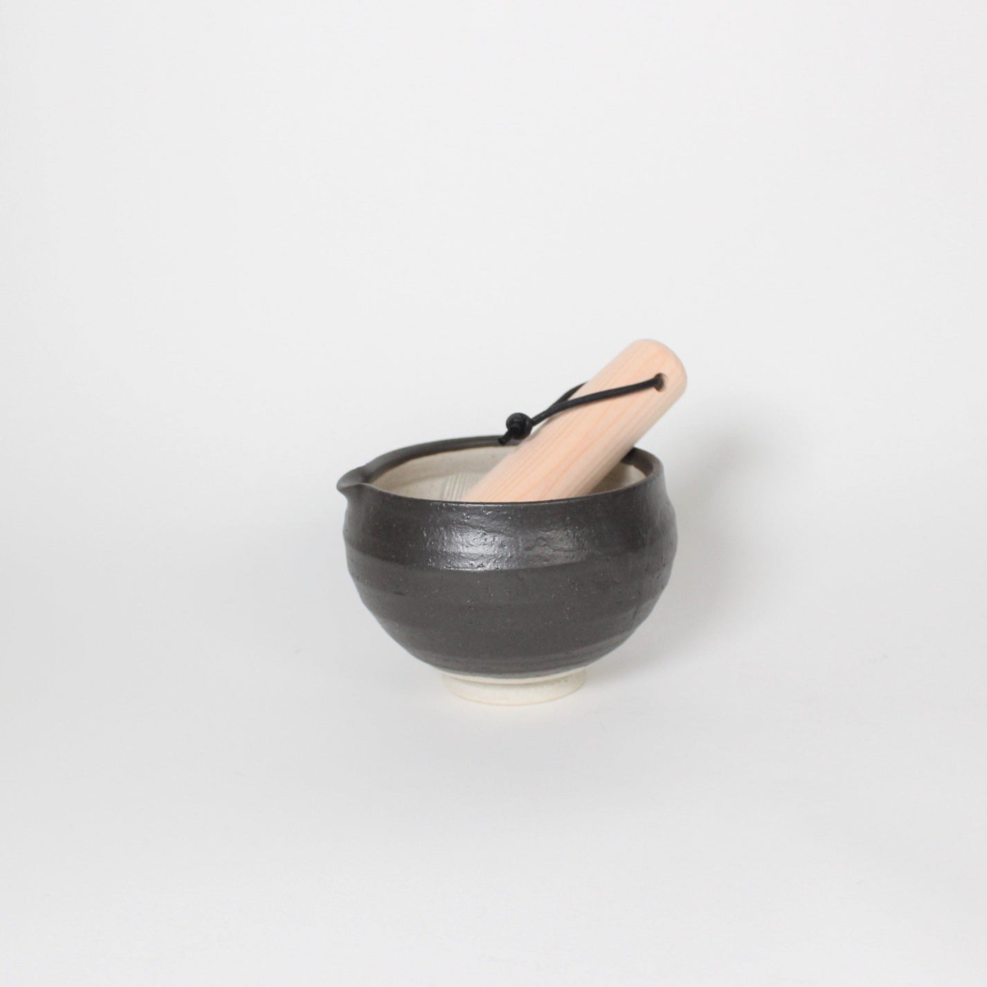Japanese Mino-ware Ceramic Mortar, Black