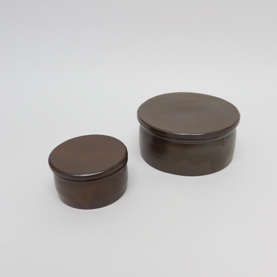 Korean Onggi Earthenware Flat Round Jar with Lid, 2 Sizes