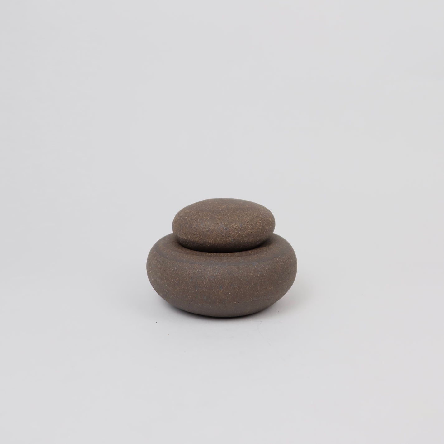 Ceramic Stacking Cairn Container with a Lid, Mini Dark Brown