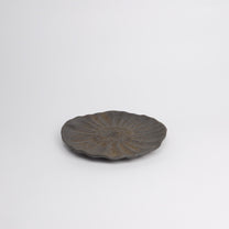 Japanese Shigaraki Chrysanthemum Plate