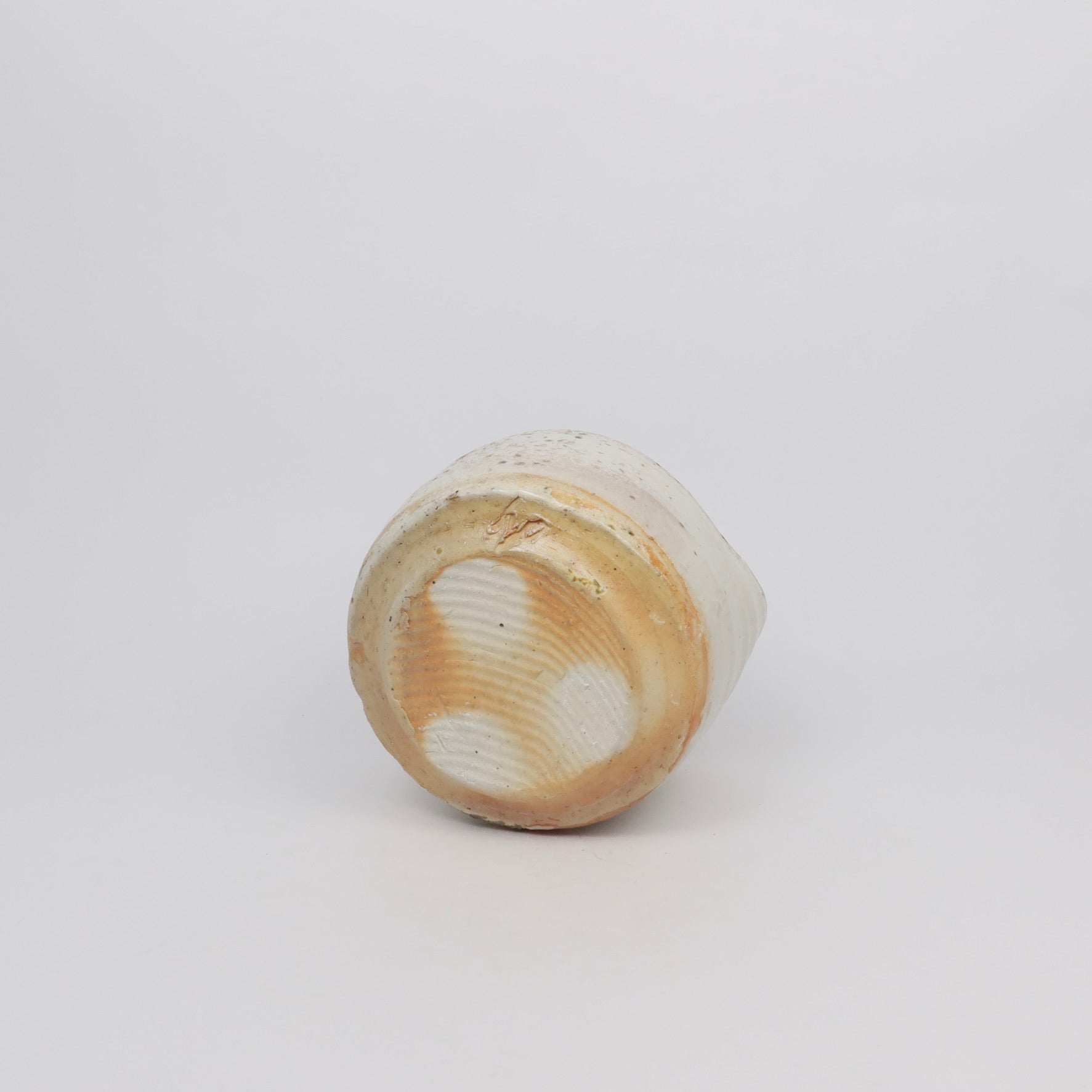 Wood-fired Shino Ceramic Katakuchi 片口 Matcha Whisking Bowl