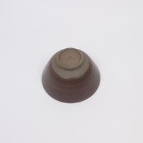 Japanese Shigaraki Ido-Nari 井戸形 Matcha Bowl, Brown with Purple Tint