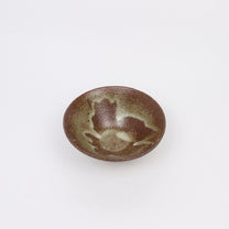 Japanese Shigaraki Hira-nari 平形 Matcha Bowl, Ash Glaze