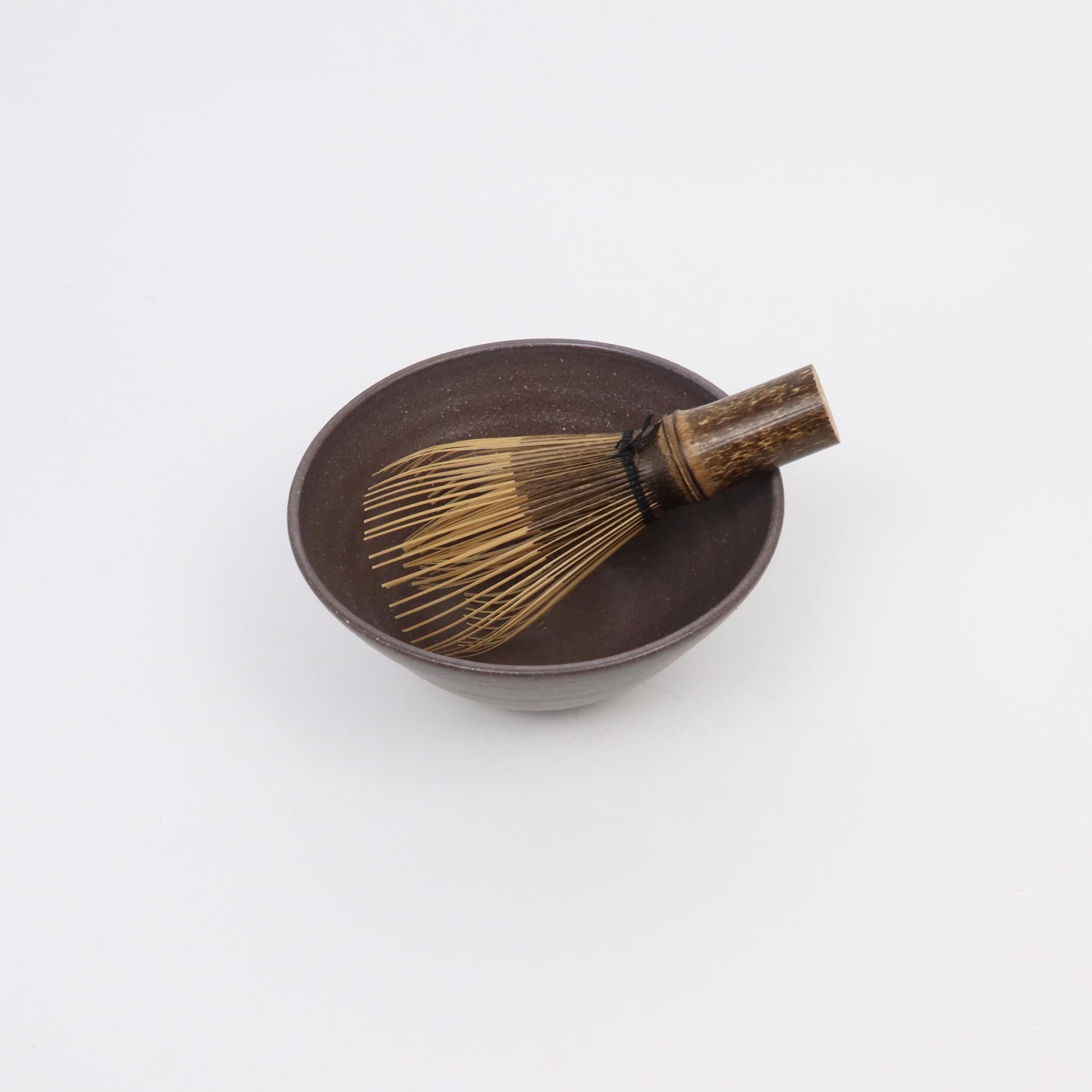 Japanese Shigaraki Ido-Nari 井戸形 Matcha Bowl, Brown with Purple Tint