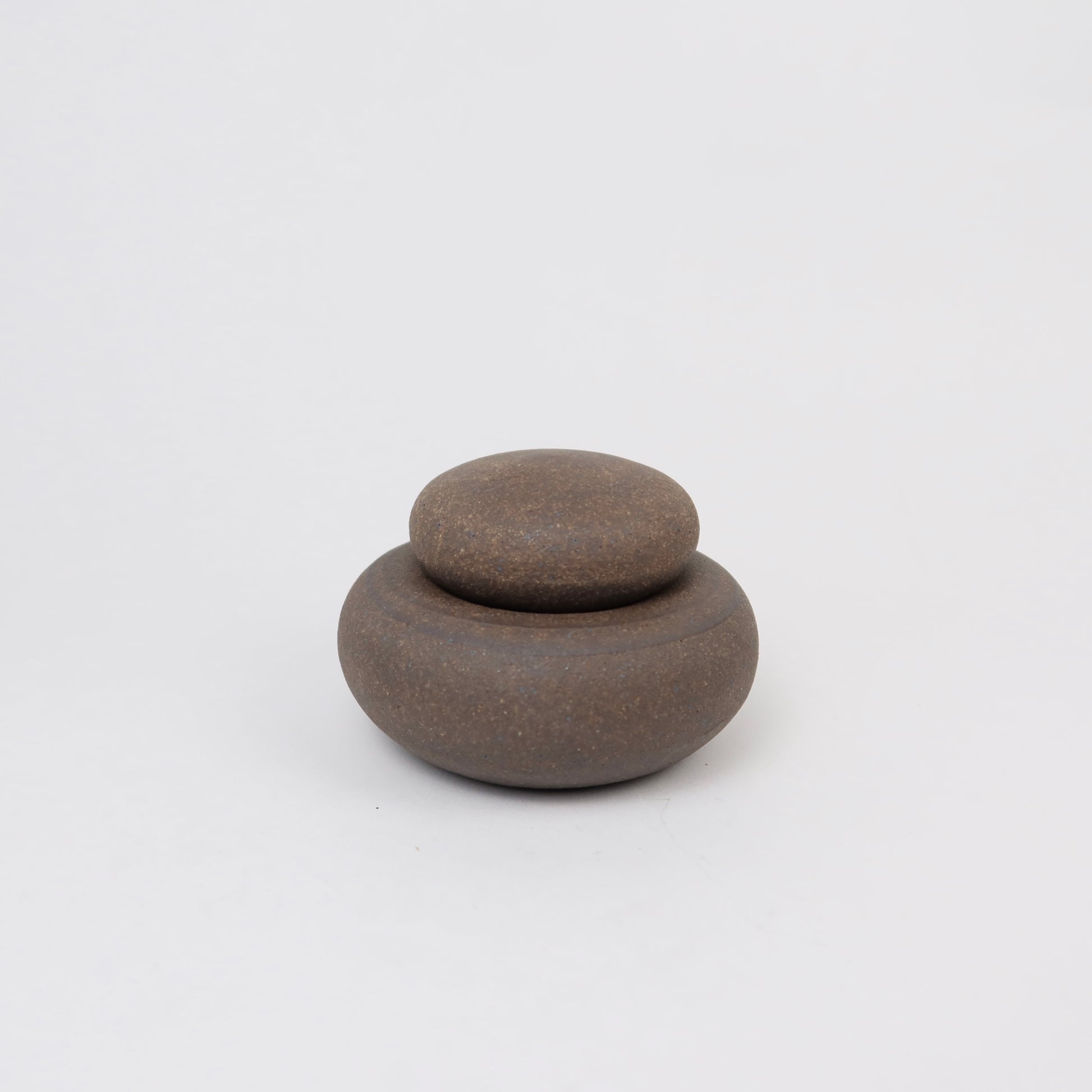 Ceramic Stacking Cairn Container with a Lid, Mini Dark Brown