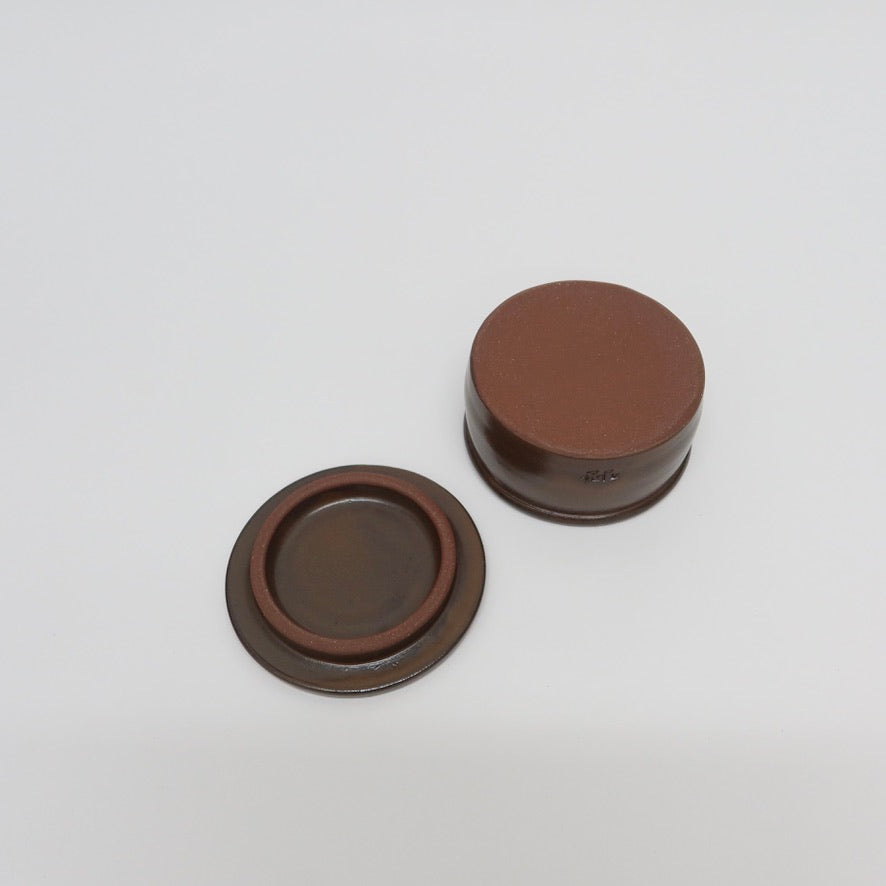 Korean Onggi Earthenware Flat Round Jar with Lid, 2 Sizes