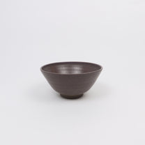 Japanese Shigaraki Ido-Nari 井戸形 Matcha Bowl, Brown with Purple Tint