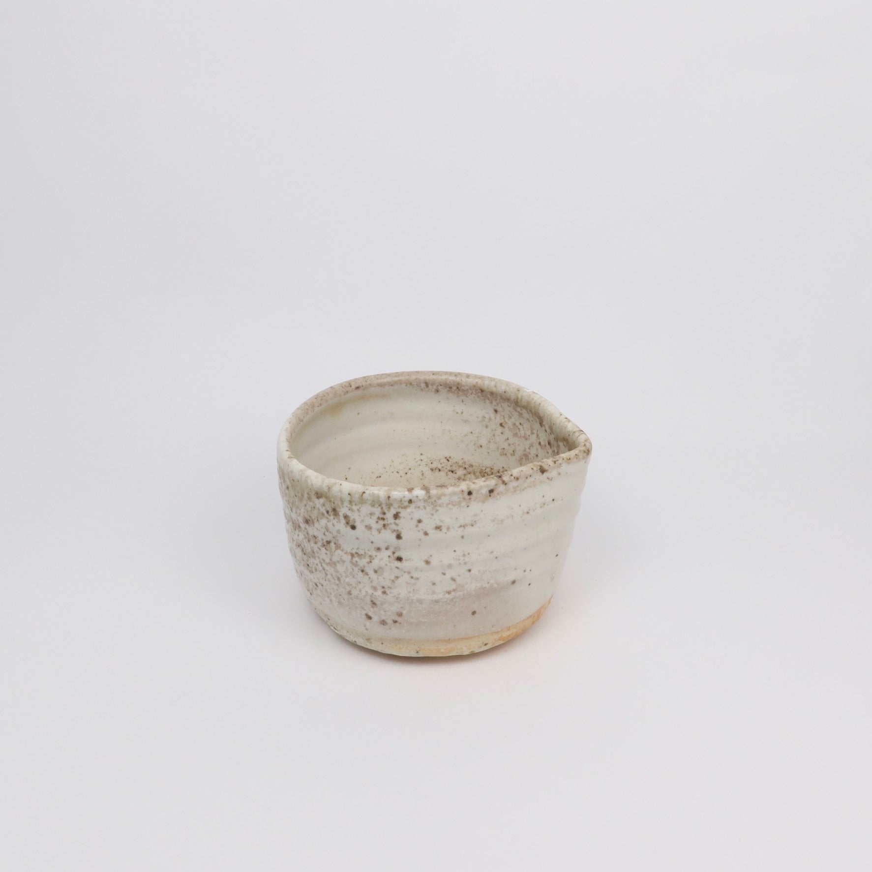 Wood-fired Shino Ceramic Katakuchi 片口 Matcha Whisking Bowl