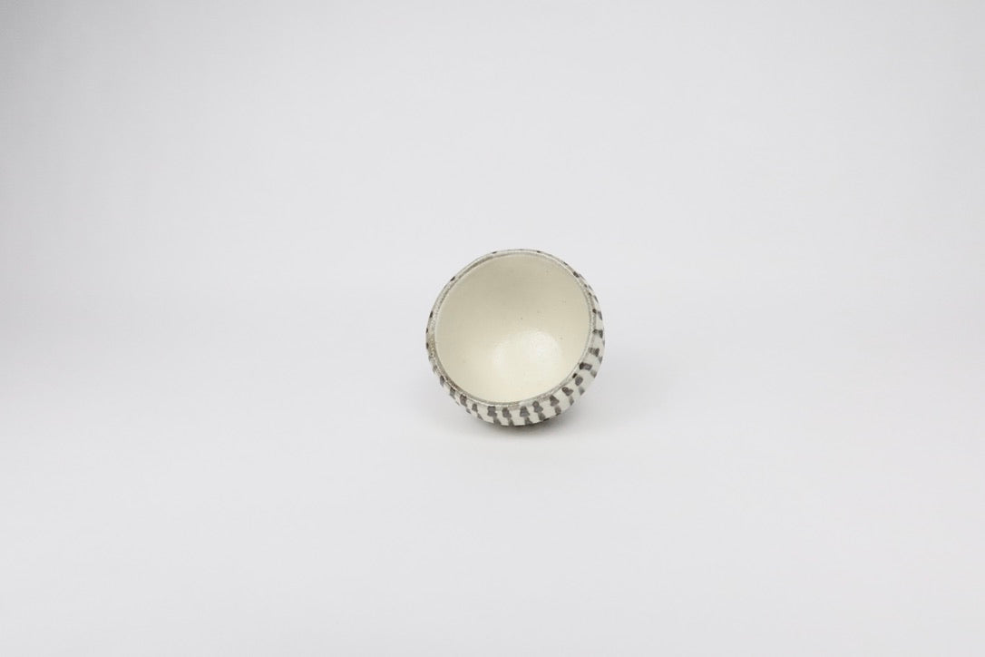 Japanese Mino-yaki Carved Ceramic Tea Cup