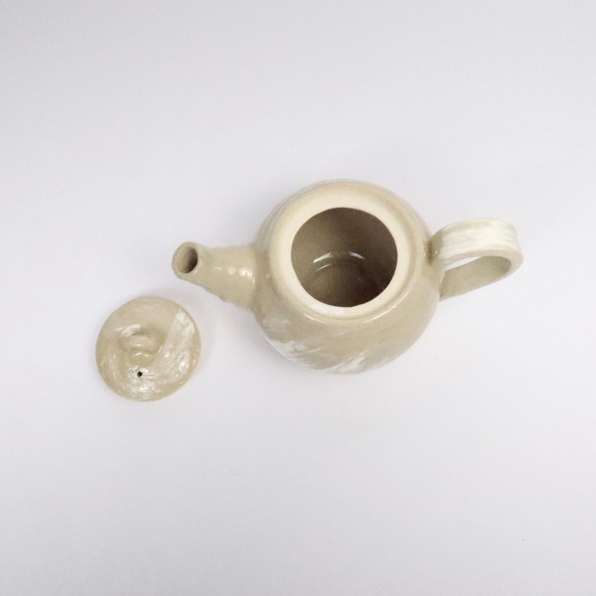 Japanese Mino-yaki Beige Ceramic Teapot, Brushwork