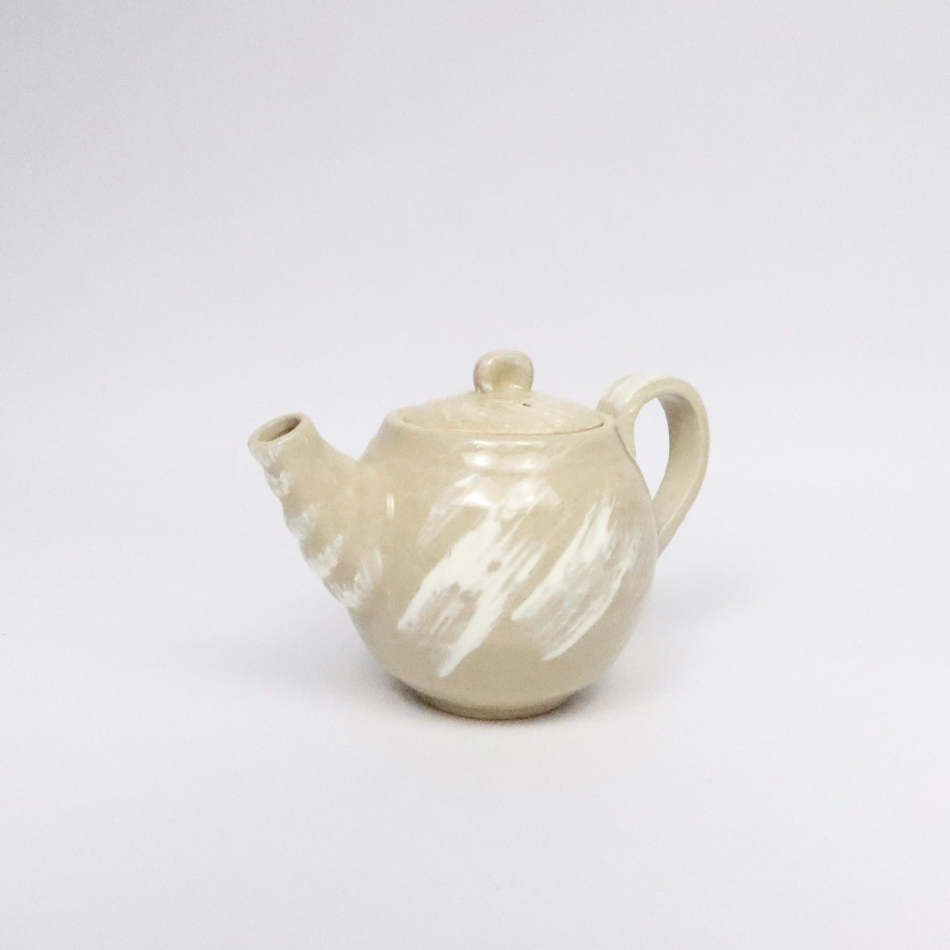 Japanese Mino-yaki Beige Ceramic Teapot, Brushwork