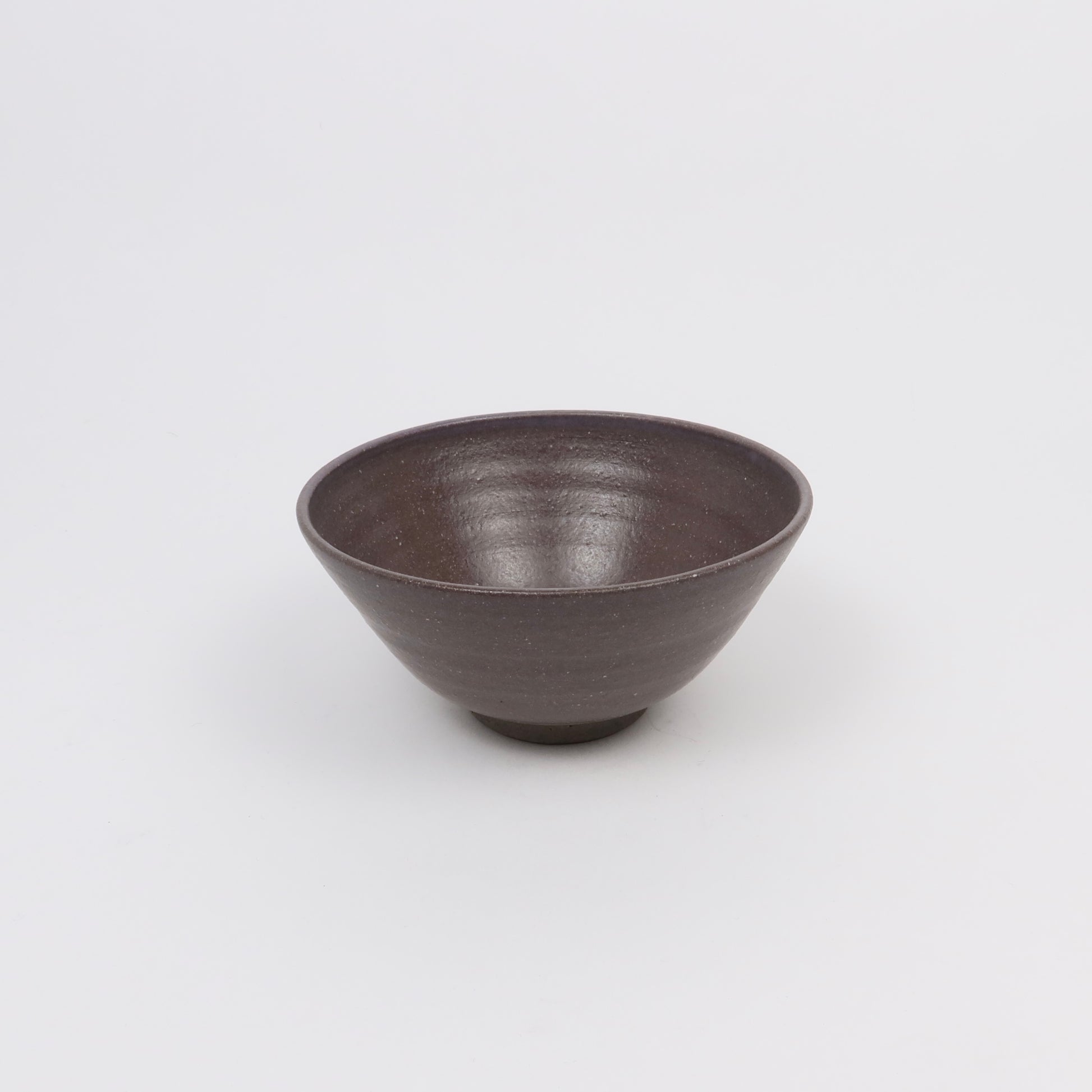 Japanese Shigaraki Ido-Nari 井戸形 Matcha Bowl, Brown with Purple Tint