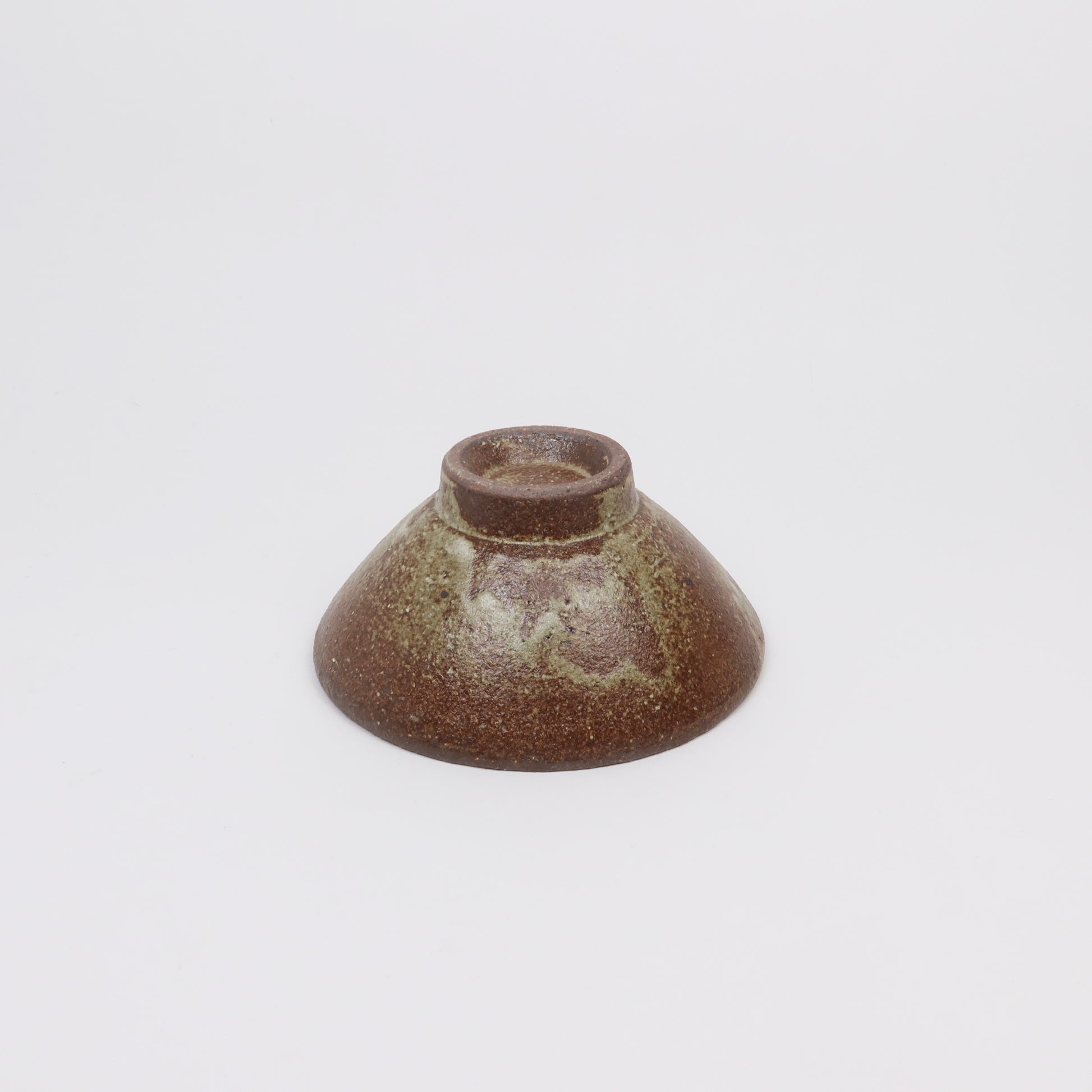 Japanese Shigaraki Hira-nari 平形 Matcha Bowl, Ash Glaze