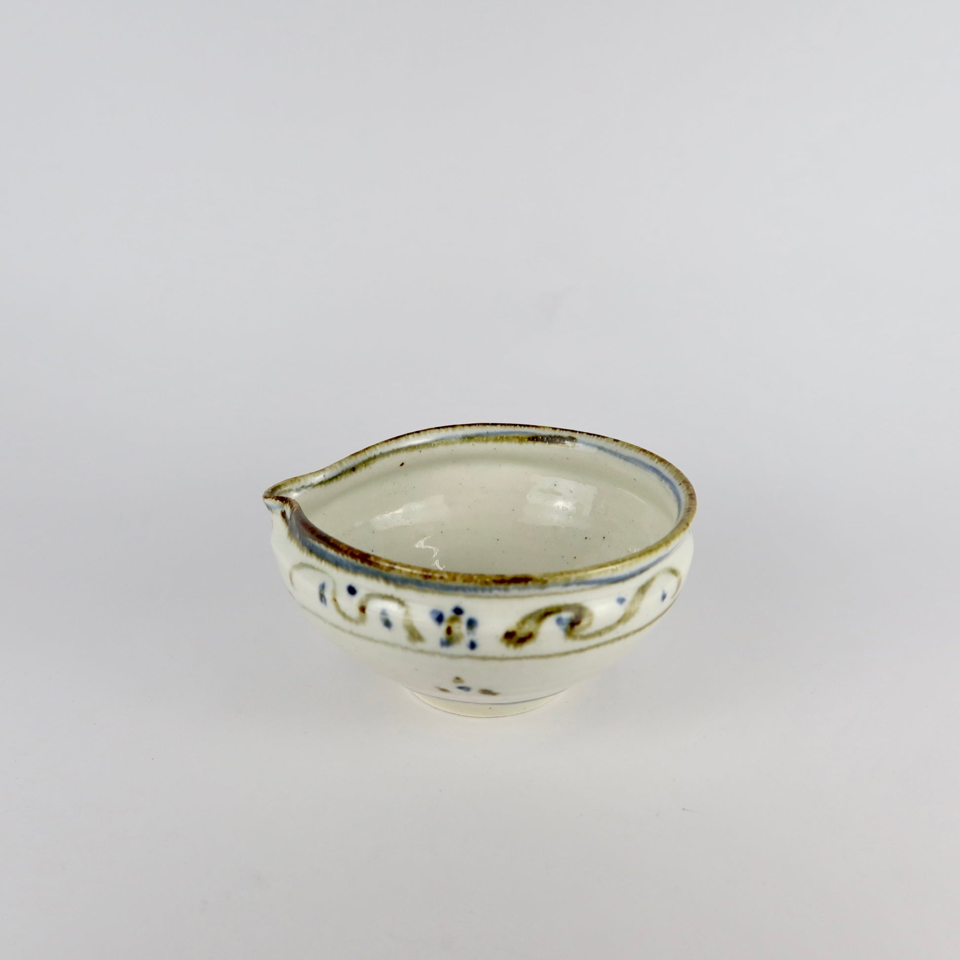 Japanese Haoto Katakuchi Matcha Bowl, Gosu Glazed