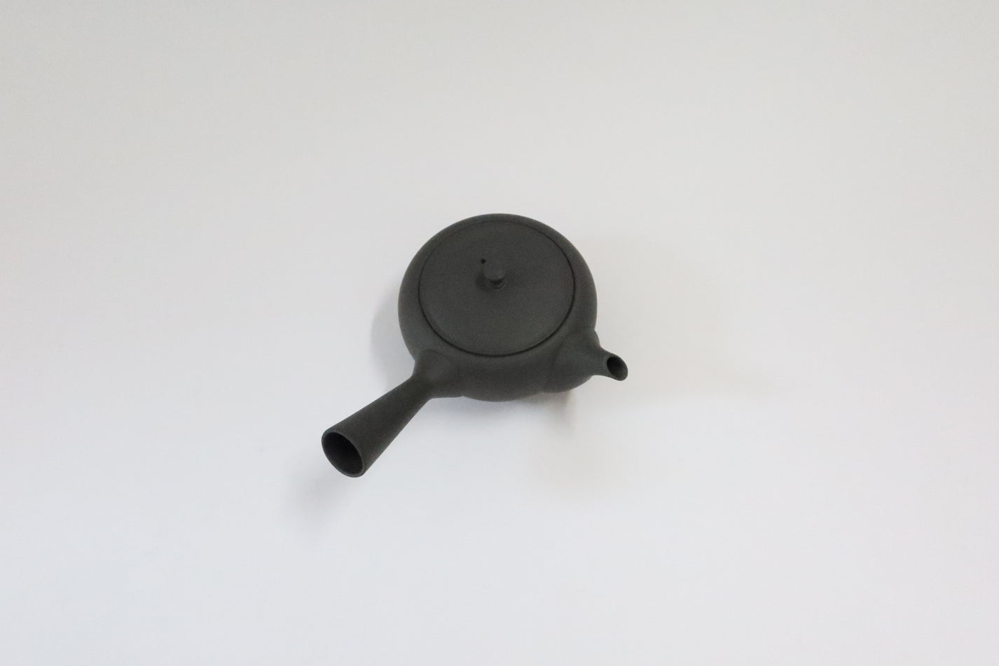 東屋 Japanese Azmaya Flat Teapot, Left-Handed