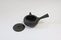 東屋 Japanese Azmaya Flat Teapot, Left-Handed