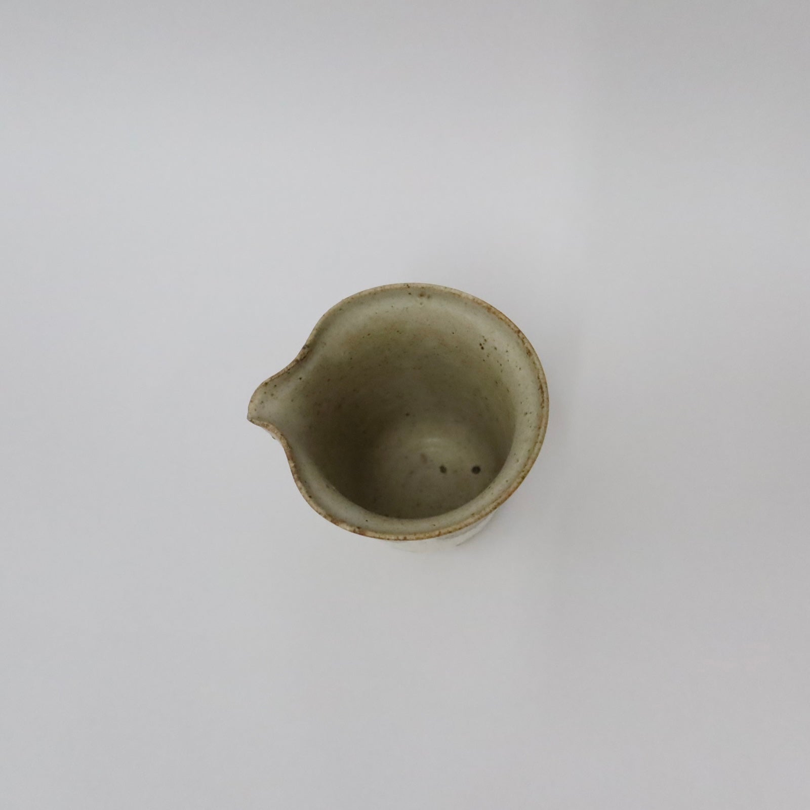 Korean Wood-Fired Ash-Glazed Pouring Vessel with Sanggam Inlaid Birth Patterns