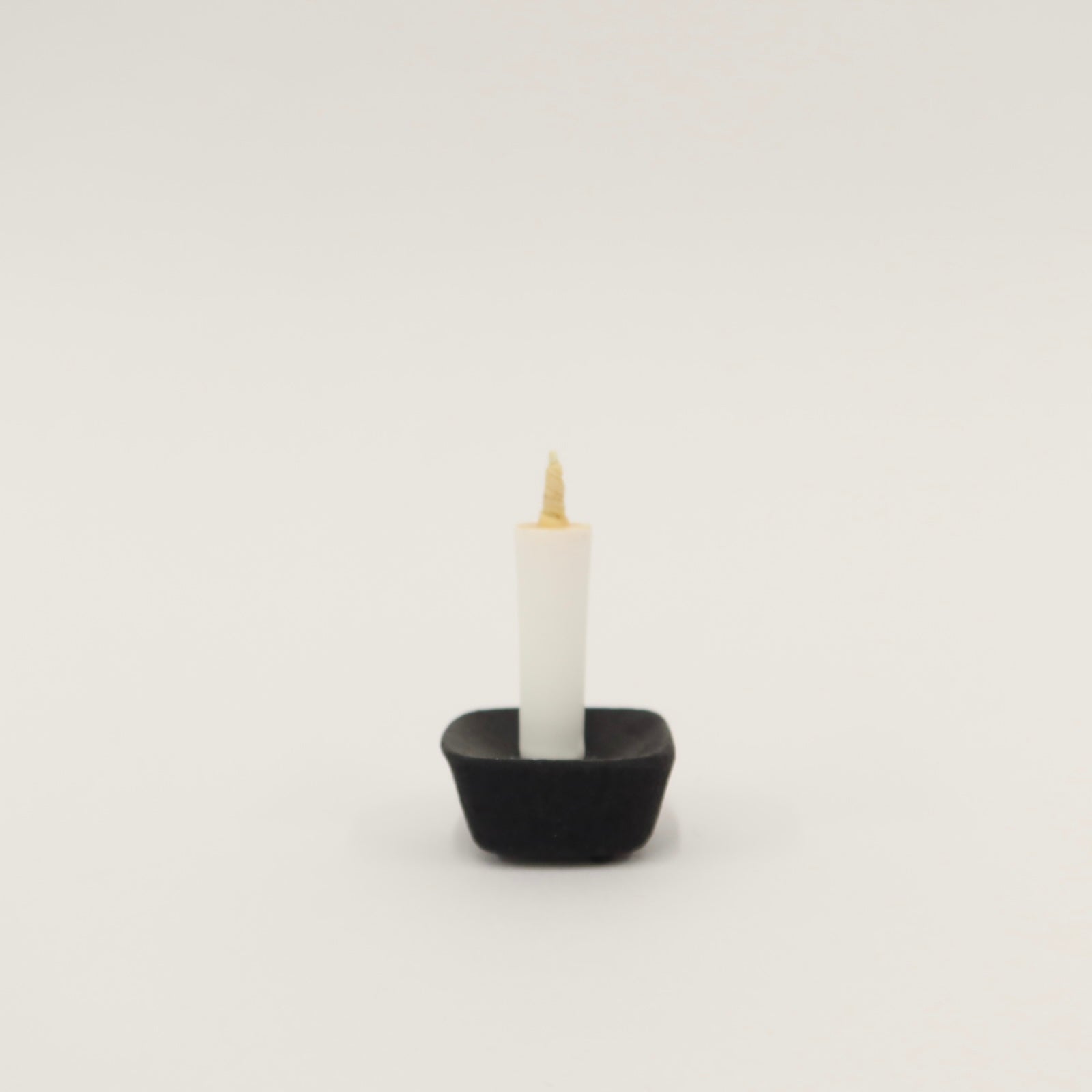 (back in stock) Japanese Daiyo Rice Bran White Candle Set, 10 Pcs