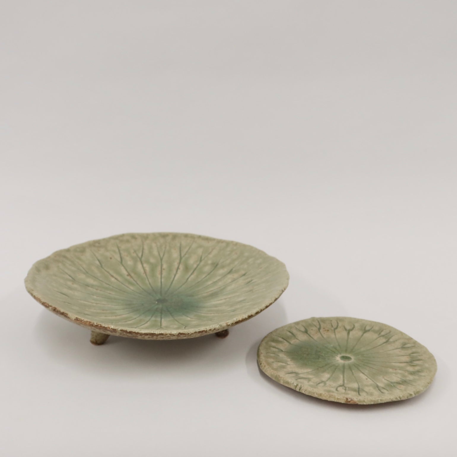 (Back in stock) Japanese Ceramic Lotus Mini Plate