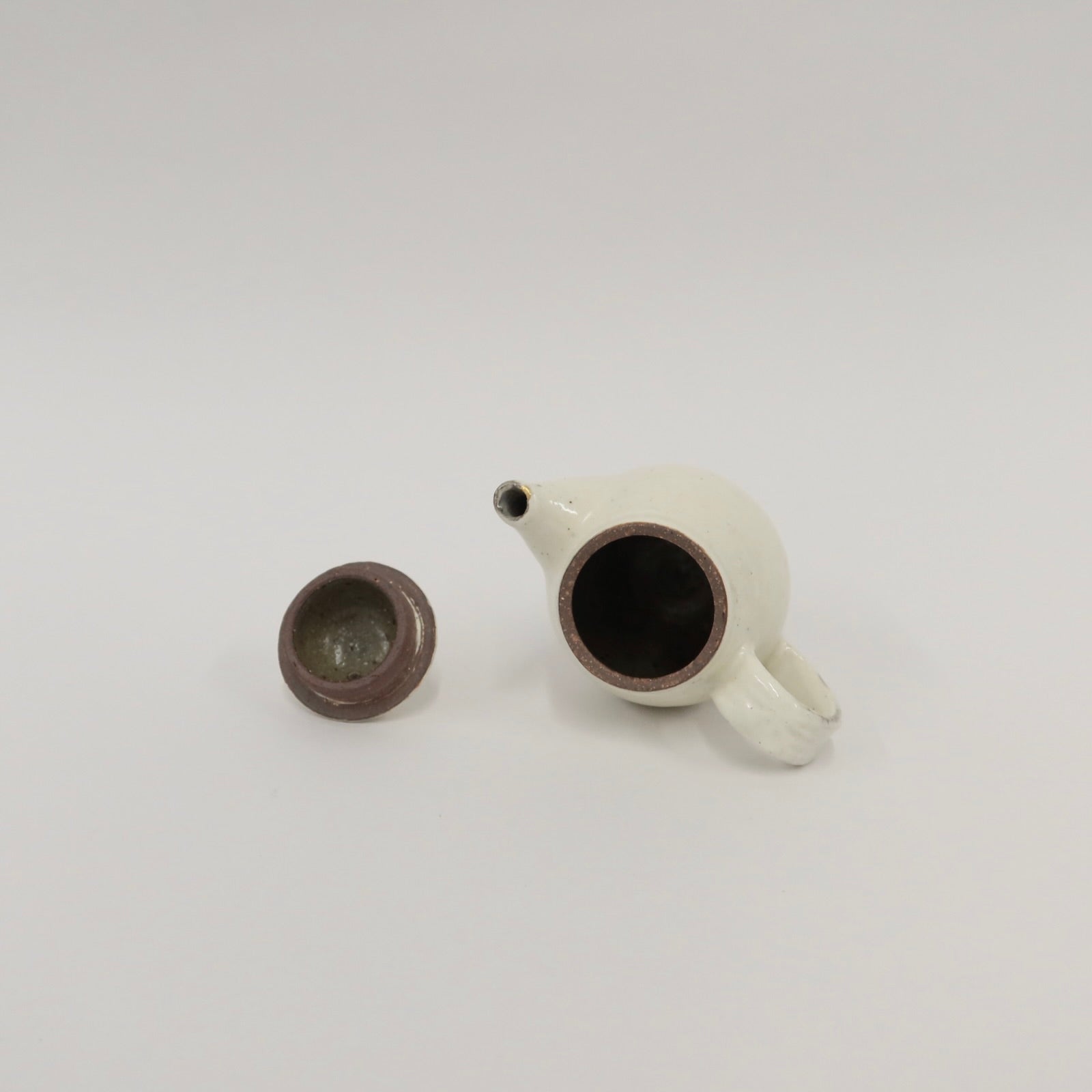 Korean Buncheong Teapot with Gold Kintsugi Detail