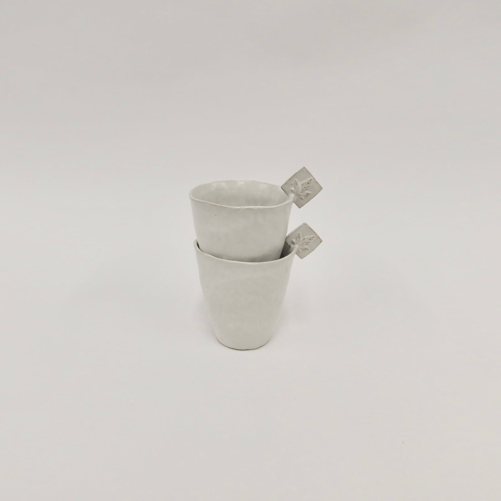 Korean Wild Grass Ceramic Tea Cup with A Small Ear-Like Handle