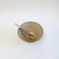 Japanese Shigaraki Ceramic Bowl in Beige