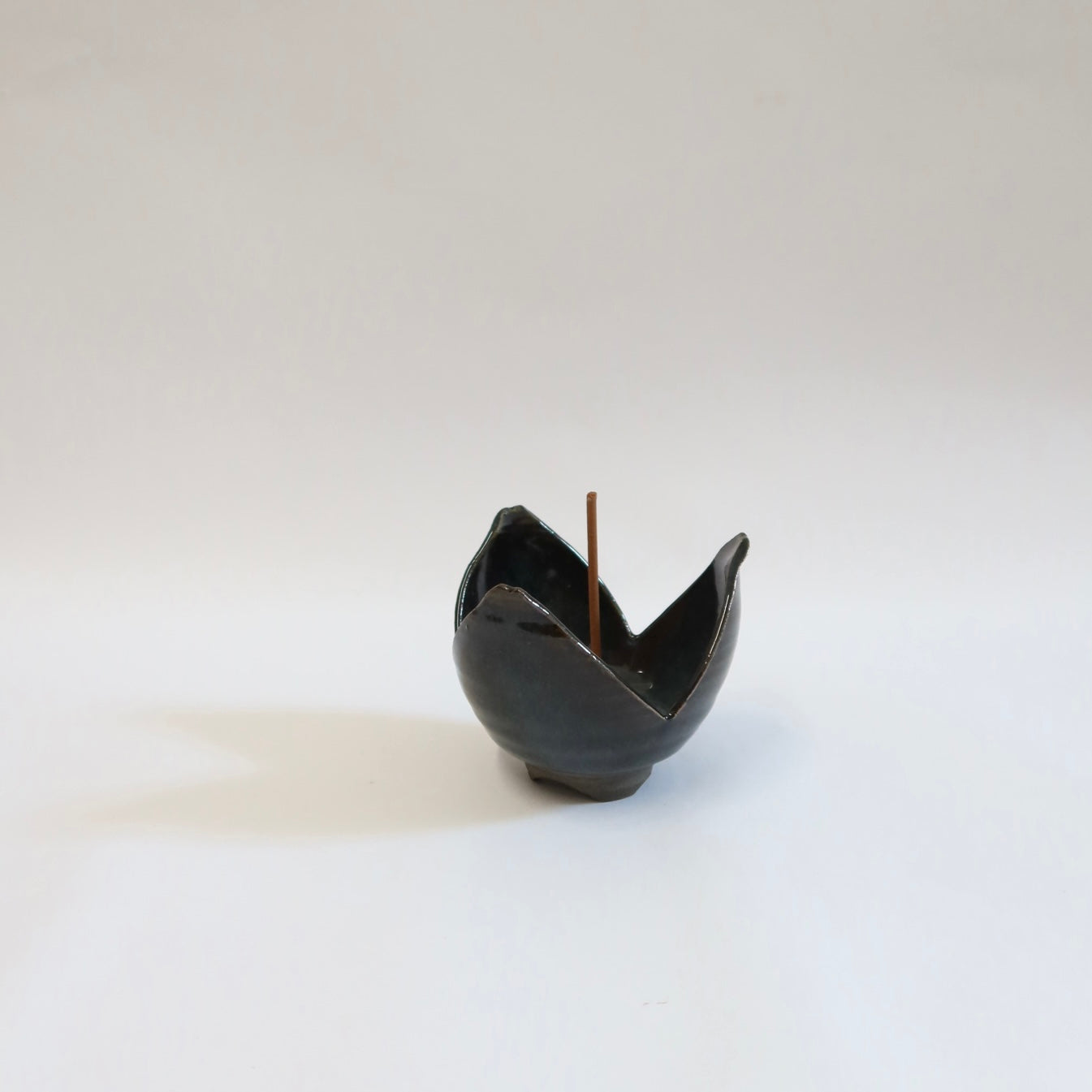 Japanese Shigaraki Bowl in the Shape of Cracked Japanese Pepper