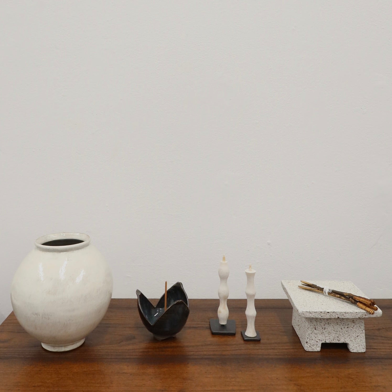 Japanese Shigaraki Bowl in the Shape of Cracked Japanese Pepper