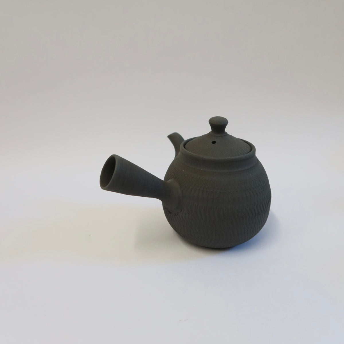 Japanese Shigaraki Tobikanna Kyusu