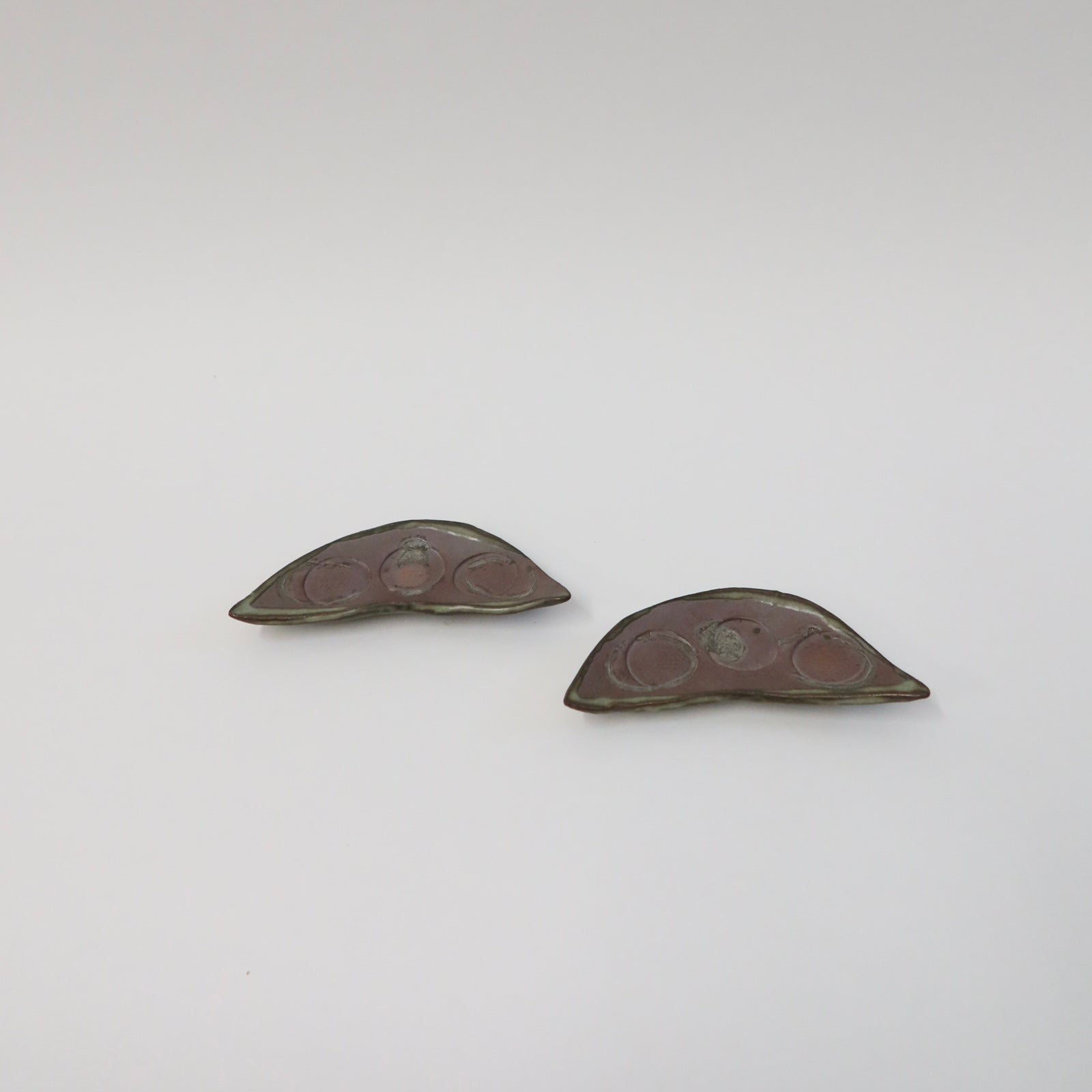 Japanese Ash-Glazed Ceramic Mame (Bean) Dish