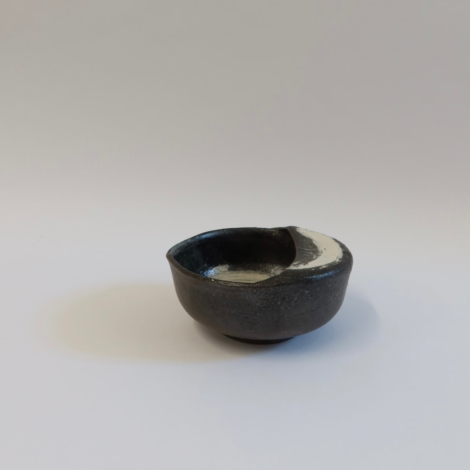 Japanese Shigaraki Otama Tate (お玉立て) Ladle Holder &amp; Katakuchi Pouring Vessel