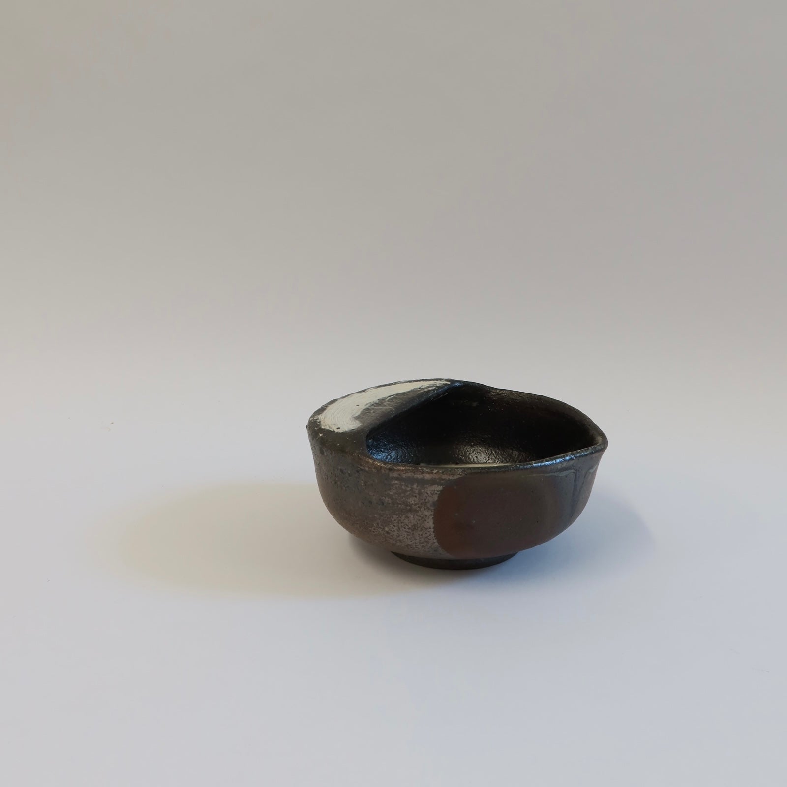 Japanese Shigaraki Otama Tate (お玉立て) Ladle Holder &amp; Katakuchi Pouring Vessel