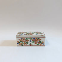 Japanese Porcelain Butter Crock, Flower and Foliage Motif