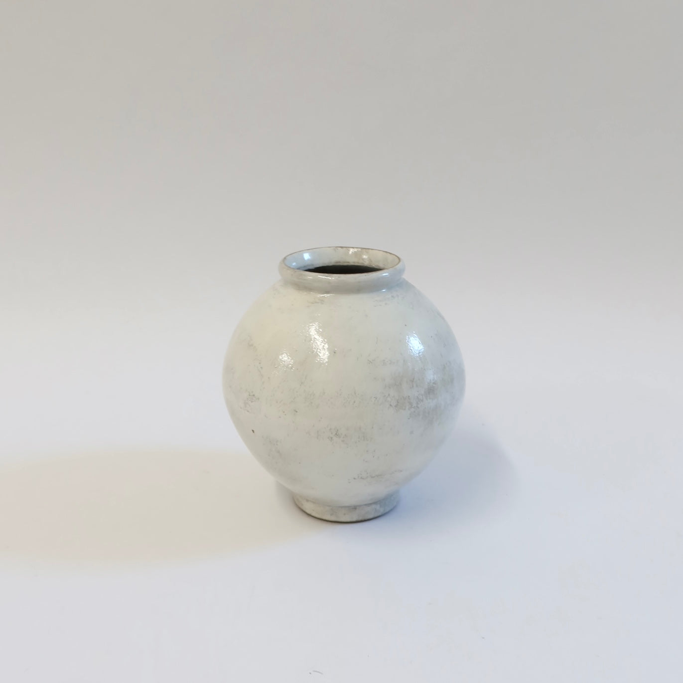 Korean Guiyal Buncheong Moon jar, H 4.75"