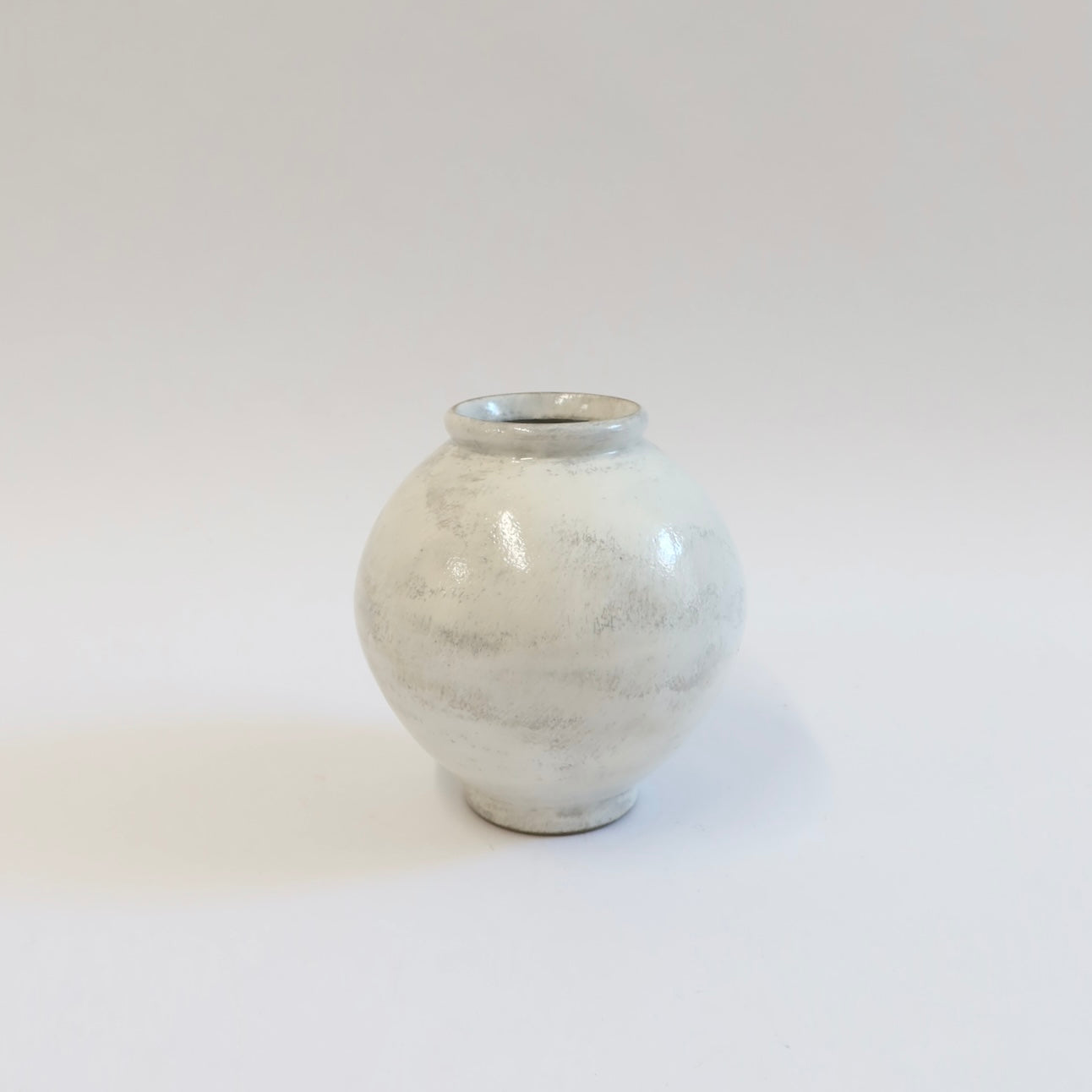 Korean Guiyal Buncheong Moon jar, H 4.75"