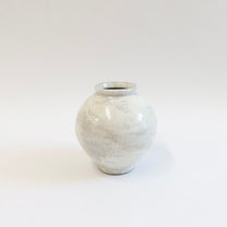 Korean Guiyal Buncheong Moon jar, H 4.75"