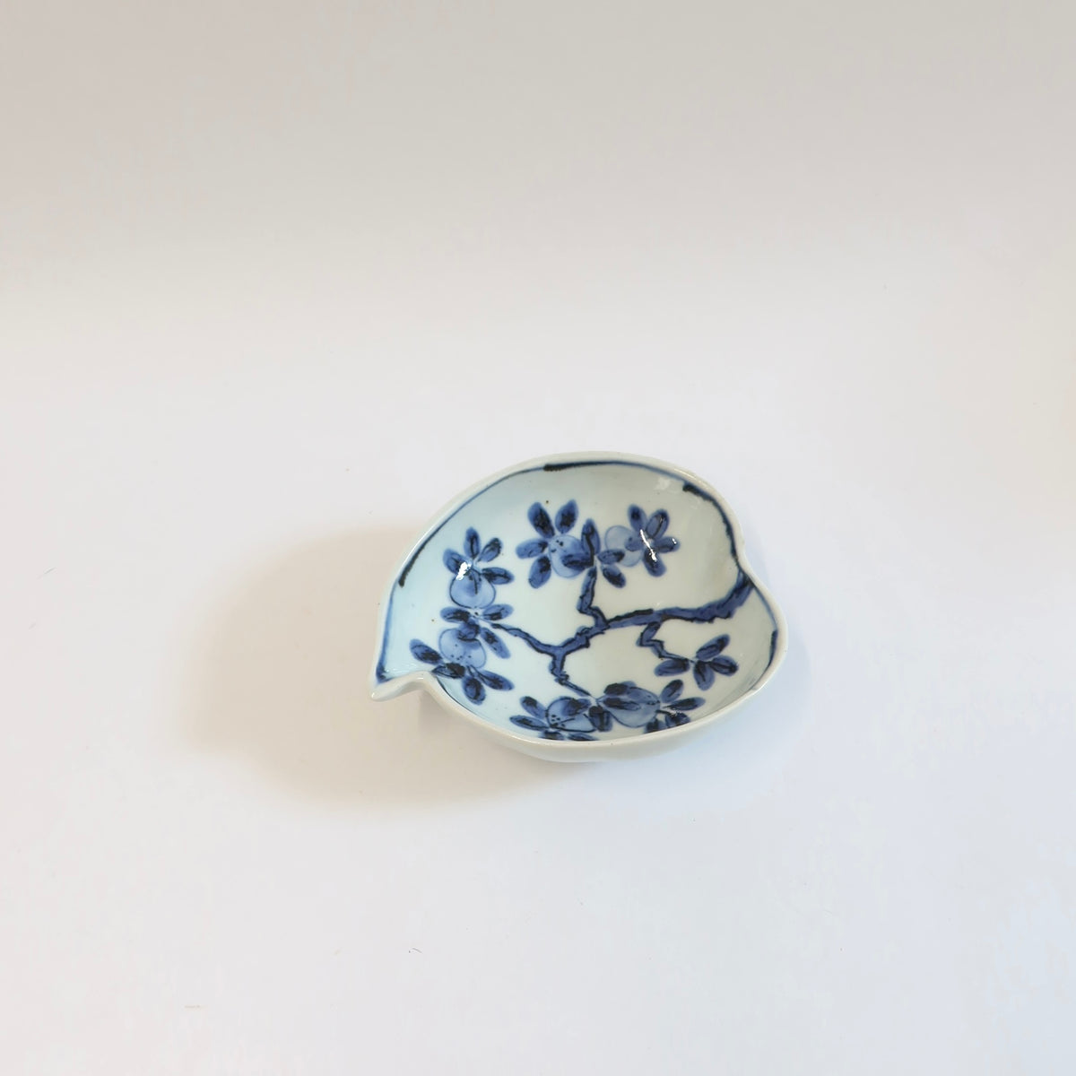 Japanese Sometsuke Peach-Form Mukozuke
