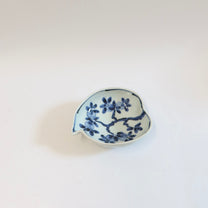 Japanese Sometsuke Peach-Form Mukozuke