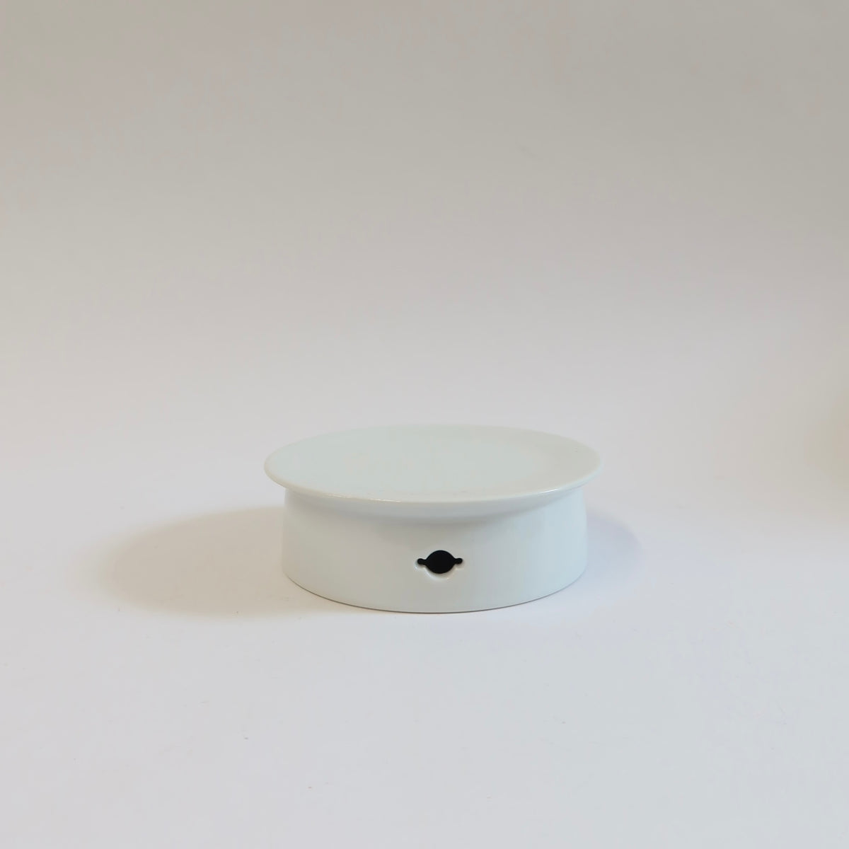 Korean Baekja Porcelain Plates, Cloud-shaped Details, 2 Sizes