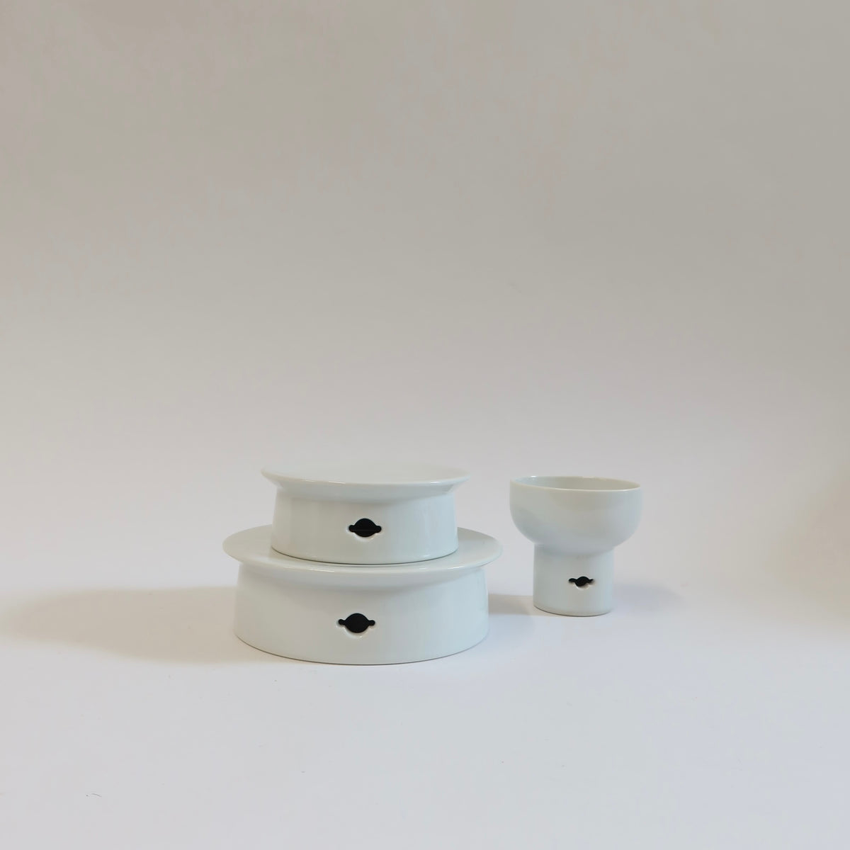 Korean Baekja Porcelain Plates, Cloud-shaped Details, 2 Sizes